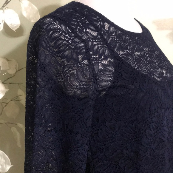 Banana Republic Navy Lace Top and Cami - Picture 4 of 6